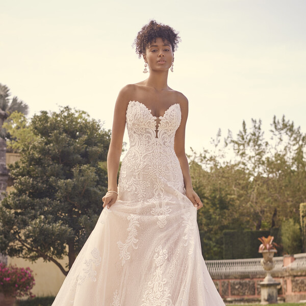 Abiti da Sposa adatti ad ogni Forma, Atelier